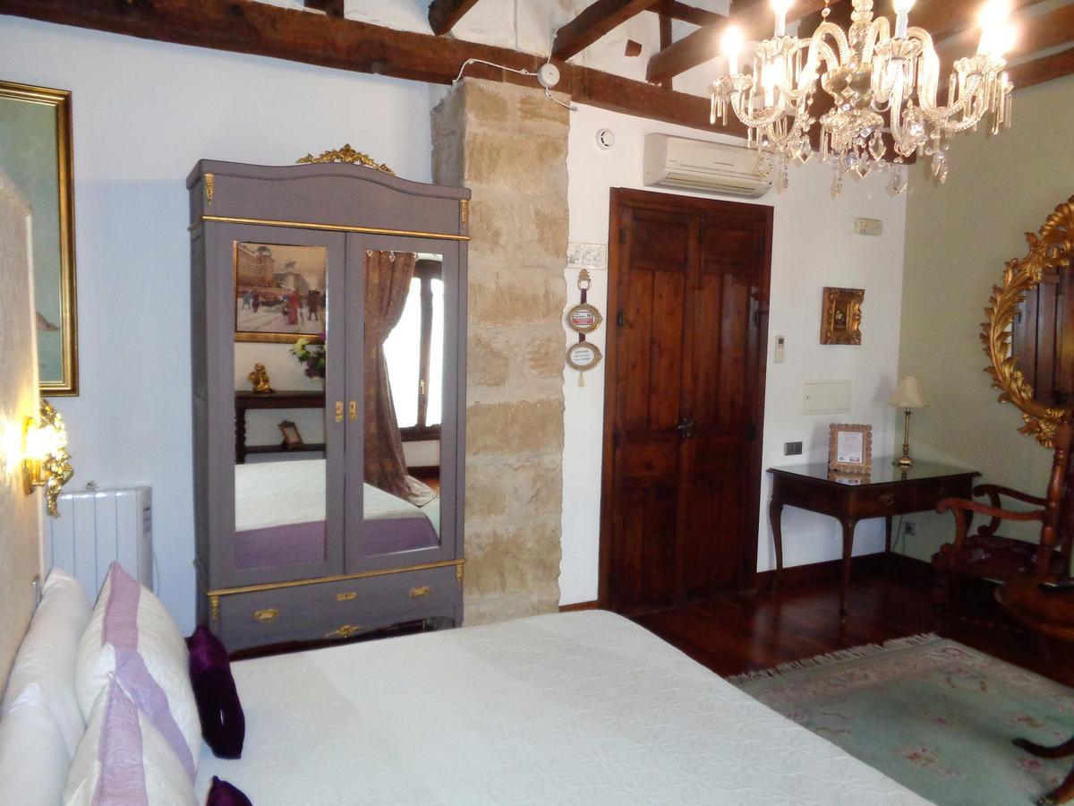 Hotel Boutique Nueve Leyendas Úbeda Esterno foto